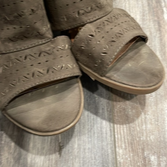 Seychelles Women's Green Brown Bora Faux Suede Chunky Block Heels Sling Back - Picture 7 of 7